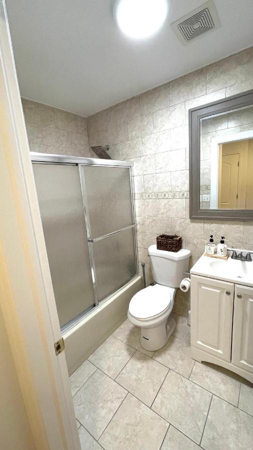 Modern Apartment With Parking & Quick Ride To Manhattan New York Buitenkant foto